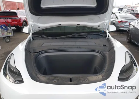 2022 Tesla Model Y Long Range Dual Motor All-Wheel Drive from USA, damaged, VIN 7SAYGDEE9NF561805